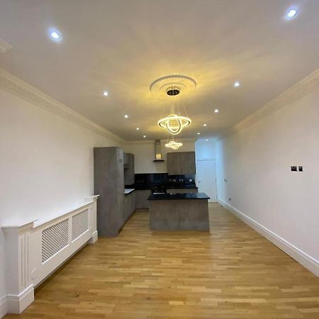 Luxury Apartment Apt4 Wolverhampton Extérieur photo