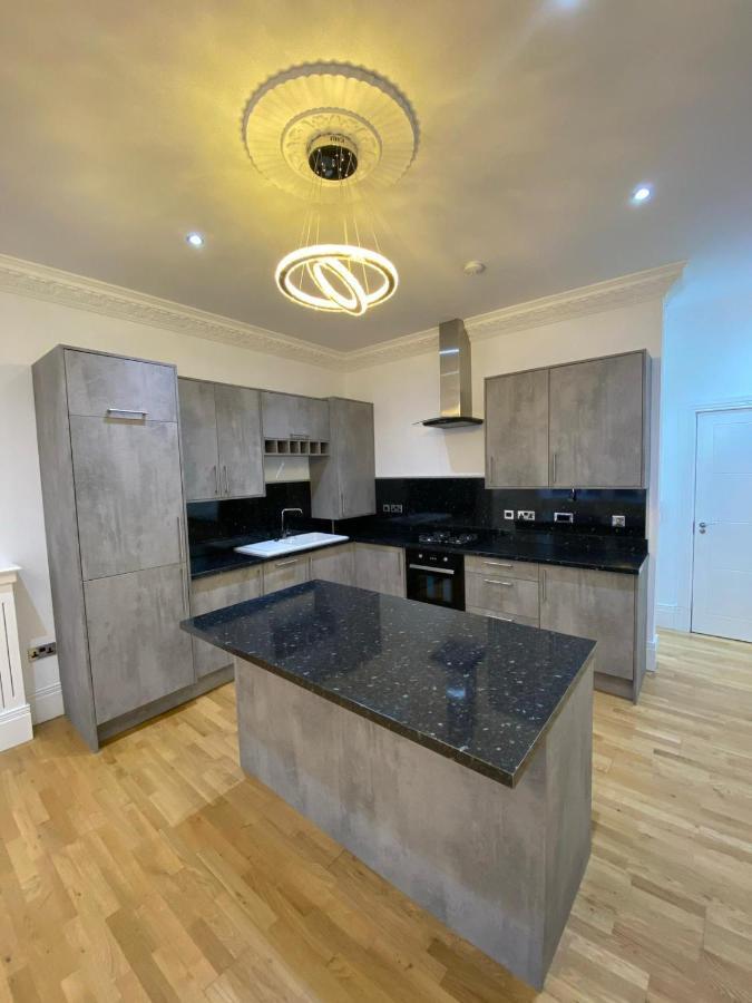 Luxury Apartment Apt4 Wolverhampton Extérieur photo