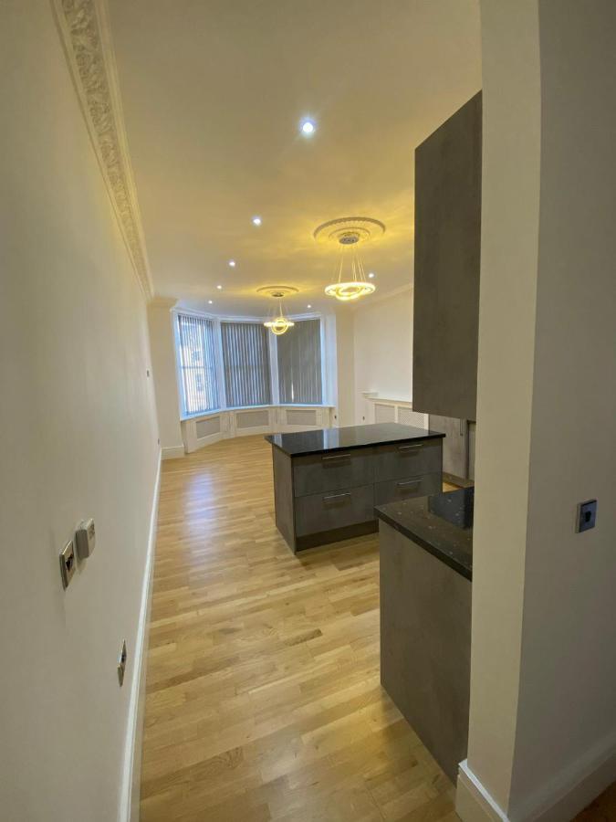 Luxury Apartment Apt4 Wolverhampton Extérieur photo